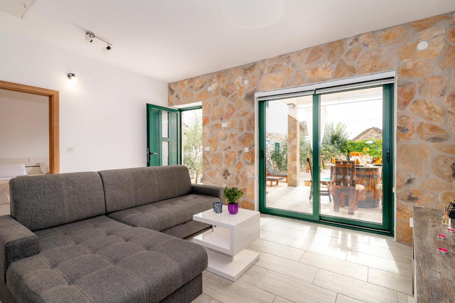 Villa Oaza Primosten With Heated Pool Екстер'єр фото