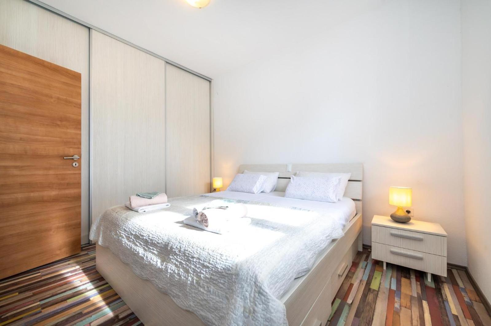 Villa Oaza Primosten With Heated Pool Екстер'єр фото